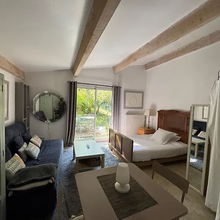 Garden Le Chaffaut-Saint-Jurson