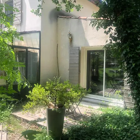 Garden Le Chaffaut-Saint-Jurson